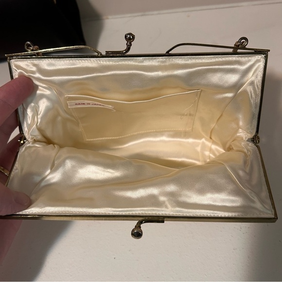 Vintage Kiss Lock Clutches - Picture 9 of 13